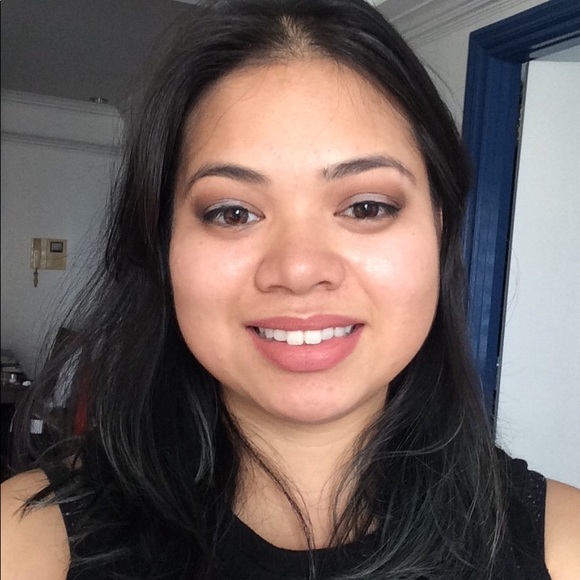 Meet your Posher, Kim - Picture 2 of 2